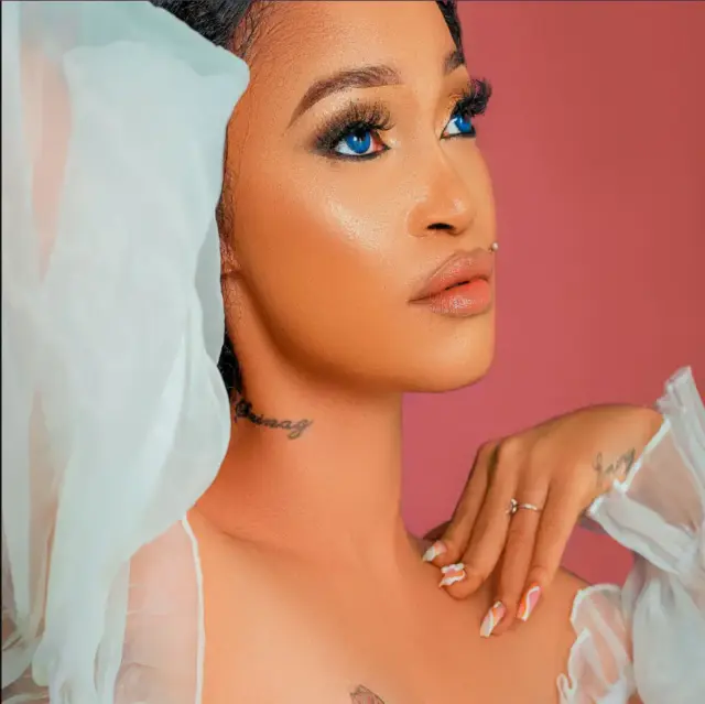 Saynag ft Aloneym – Inatosha